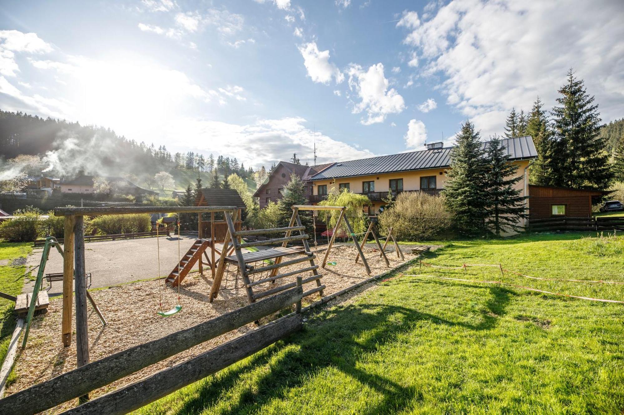 Horsky Hotel Kycerka Velké Karlovice 외부 사진